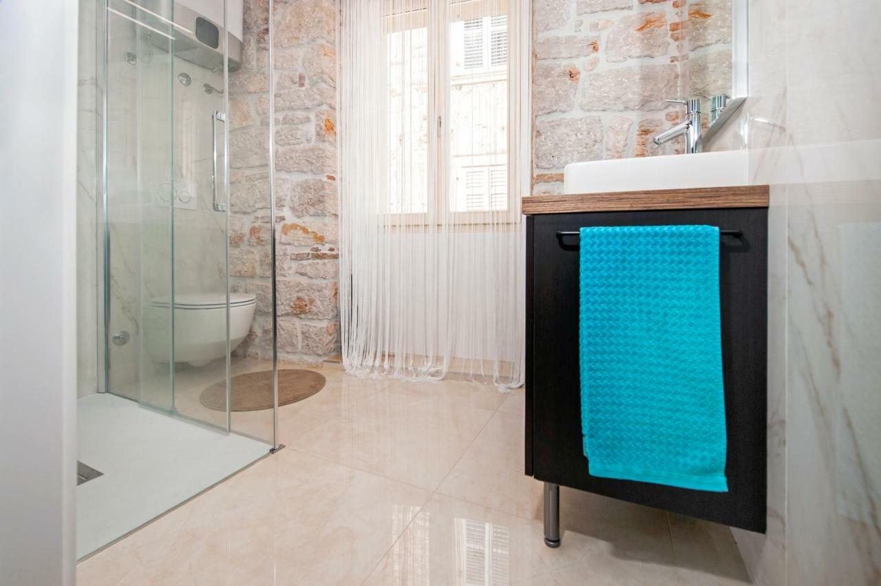 Apartments Sea View - Sunrise And Maremonte Rovinj Exterior photo