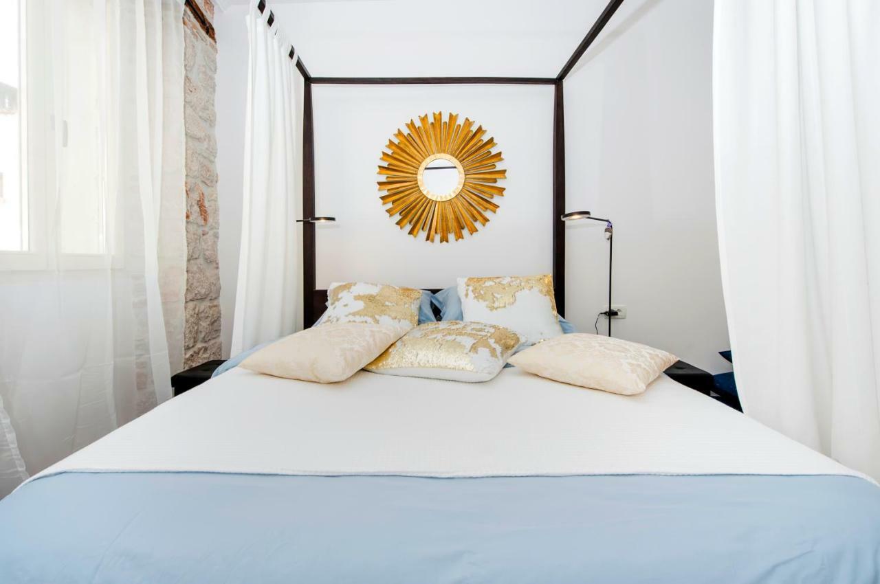 Apartments Sea View - Sunrise And Maremonte Rovinj Exterior photo