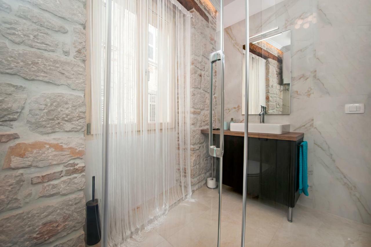 Apartments Sea View - Sunrise And Maremonte Rovinj Exterior photo